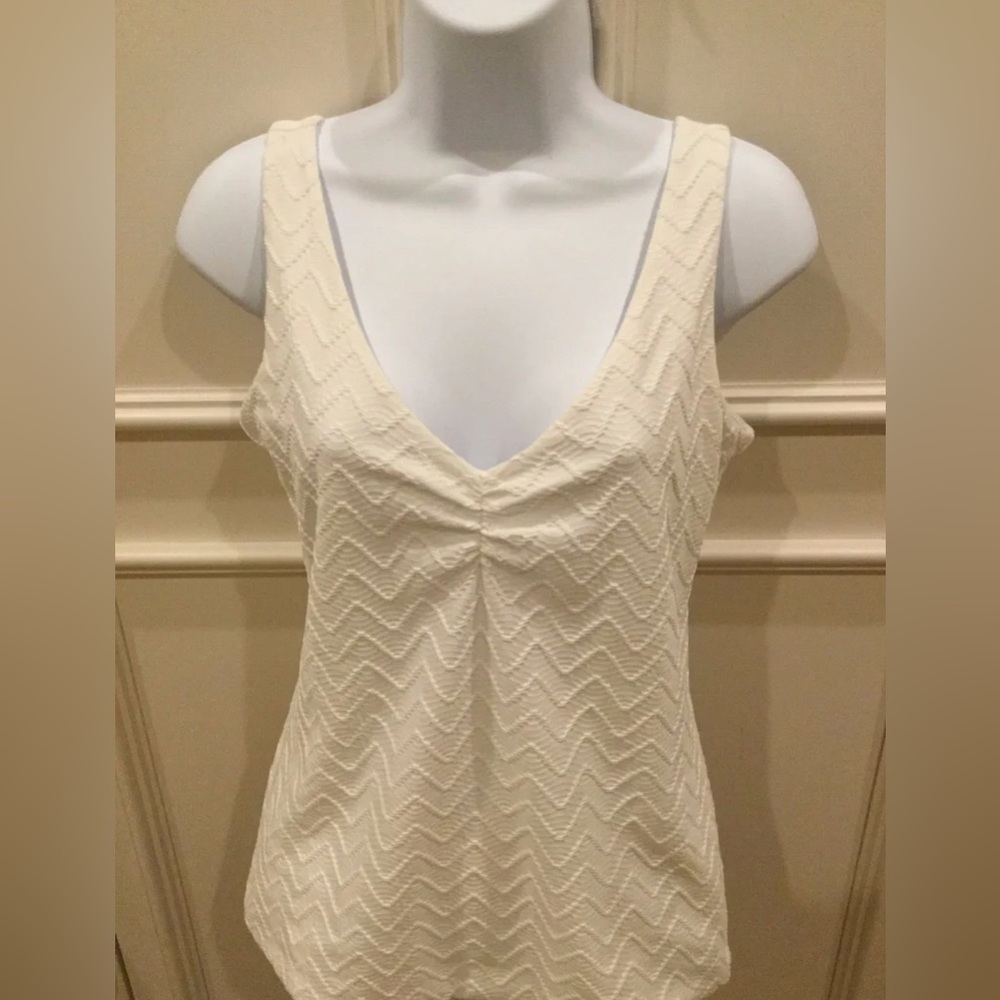 White House Black Market Sleeveless Top Tank Size Small White